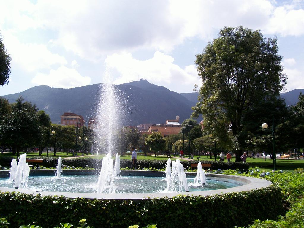 Bogota Rooms Heroes Bagian luar foto